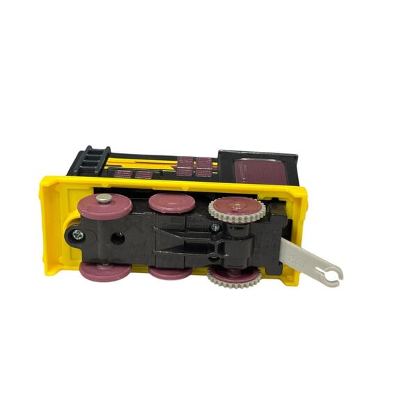 Fisher Price Thomas & Friends Motorized Deliver The Win Diesel Train - Works! - Picture 6 of 6